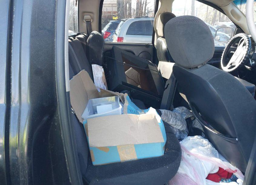 Photo 8 of 2002 Dodge Ram 1500 ST (VIN 3D7HU18Z92G111554)