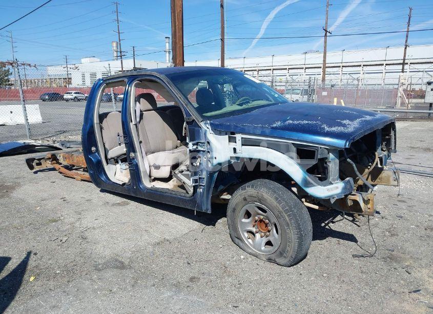 2003 Dodge Ram 2500 SLT/LARAMIE/ST (VIN 3D7KA28C13G785344) main photo