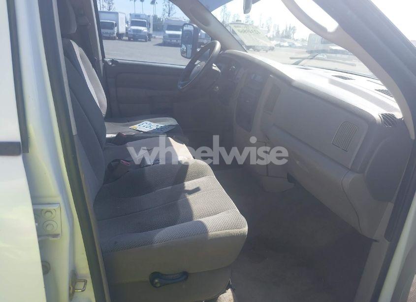 Photo 5 of 2004 Dodge Ram 2500 SLT/LARAMIE (VIN 3D7KA28CX4G272448)