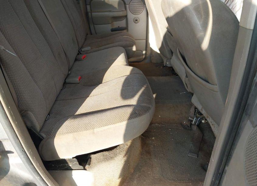 Photo 8 of 2005 Dodge Ram 2500 SLT/LARAMIE (VIN 3D7KR28C05G738026)