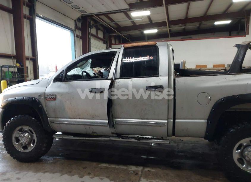 Photo 15 of 2007 Dodge Ram 2500 LARAMIE (VIN 3D7KS28A37G851975)