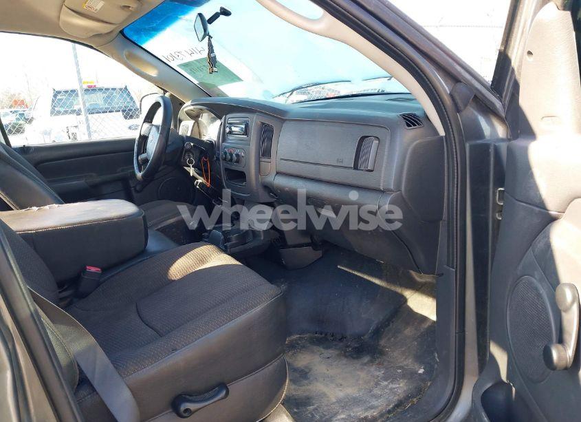 Photo 5 of 2005 Dodge Ram 2500 ST (VIN 3D7KS28C55G829006)