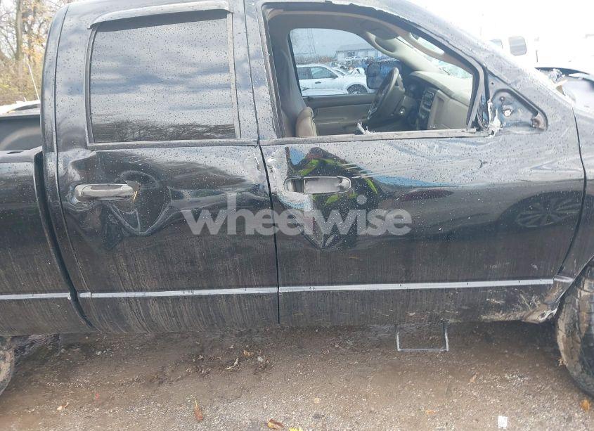 Photo 13 of 2005 Dodge Ram 2500 SLT/LARAMIE (VIN 3D7KS28C65G705441)