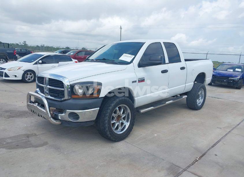Photo 2 of 2008 Dodge Ram 2500 ST/SXT (VIN 3D7KS28D88G144916)