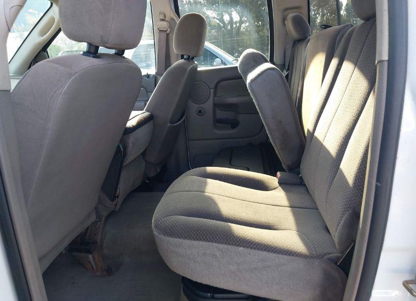 Photo 8 of 2004 Dodge Ram 2500 SLT/LARAMIE (VIN 3D7KU28C64G196346)