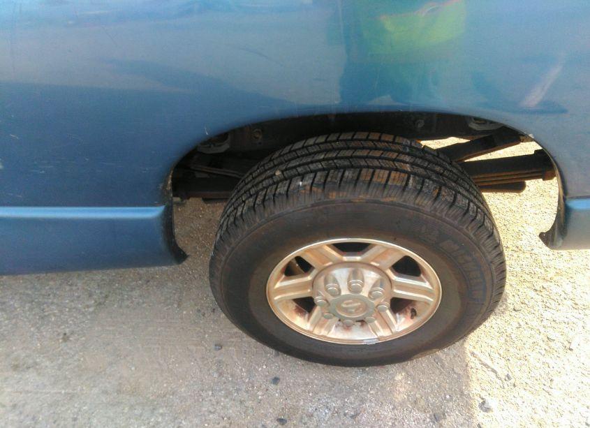 Photo 13 of 2004 Dodge Ram 3500 SLT/LARAMIE (VIN 3D7LA38C14G122500)