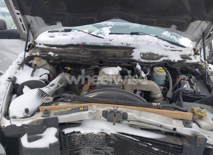 Photo 10 of 2005 Dodge Ram 3500 SLT/LARAMIE (VIN 3D7LS38C45G825555)