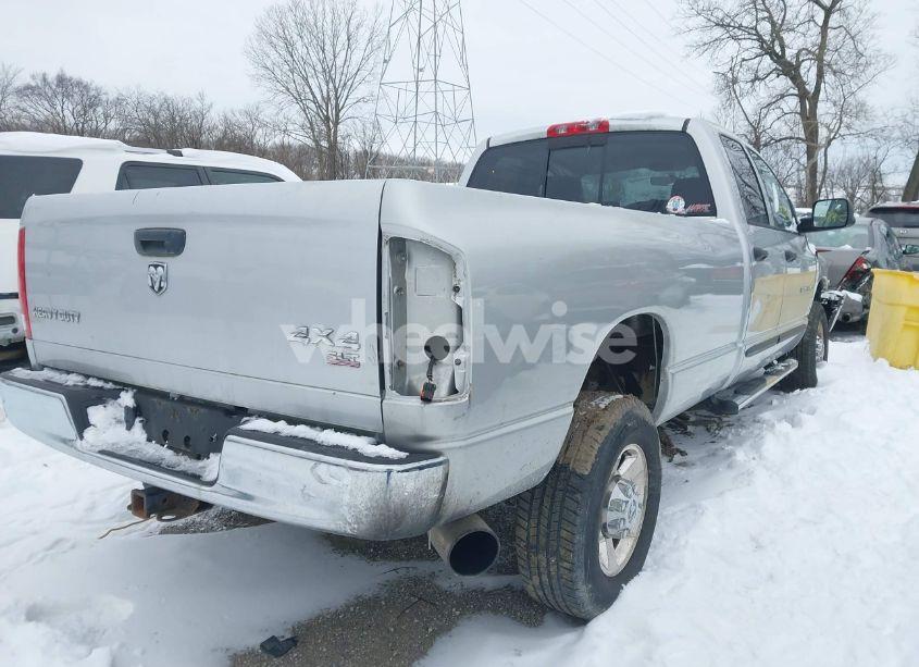 Photo 4 of 2005 Dodge Ram 3500 SLT/LARAMIE (VIN 3D7LS38C45G825555)