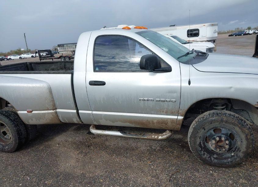 Photo 12 of 2004 Dodge Ram 3500 SLT/LARAMIE (VIN 3D7MU46C44G102214)