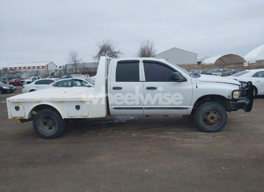 Photo 13 of 2004 Dodge Ram 3500 SLT/LARAMIE (VIN 3D7MU48C04G264404)