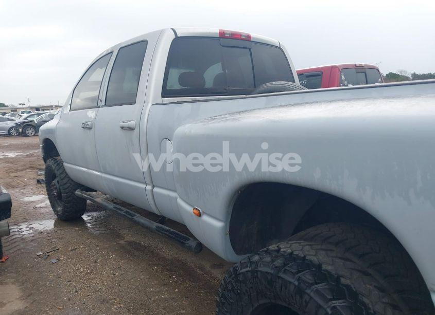 Photo 13 of 2004 Dodge Ram 3500 SLT/LARAMIE (VIN 3D7MU48C24G201739)