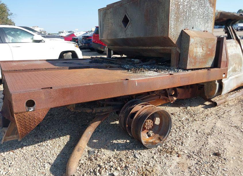 Photo 16 of 2004 Dodge Ram 3500 SLT/LARAMIE (VIN 3D7MU48C94G201673)