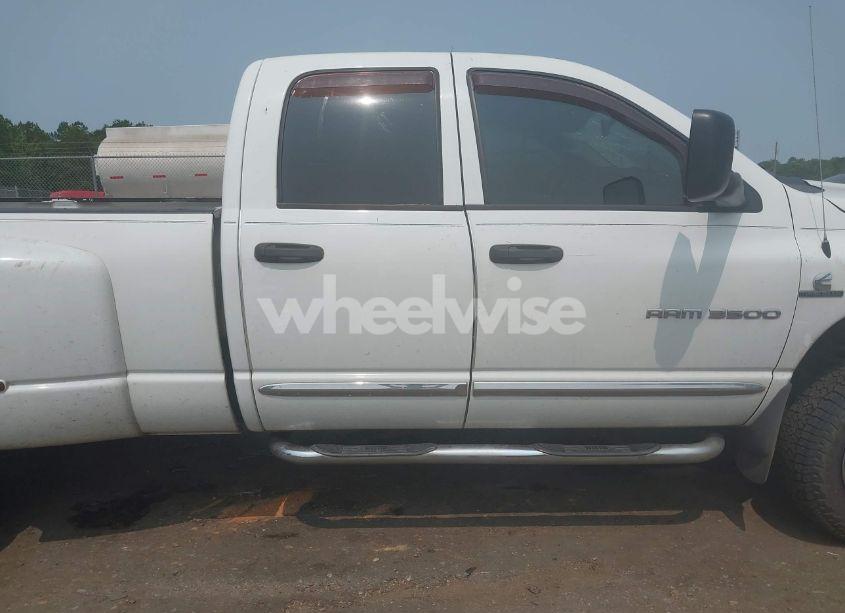 Photo 13 of 2004 Dodge Ram 3500 SLT/LARAMIE (VIN 3D7MU48C94G208624)