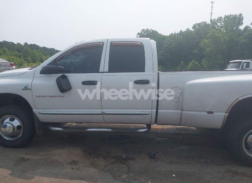 Photo 14 of 2004 Dodge Ram 3500 SLT/LARAMIE (VIN 3D7MU48C94G208624)