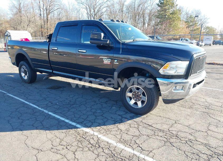 2010 Dodge Ram 2500 SLT (VIN 3D7UT2CL2AG131105) main photo