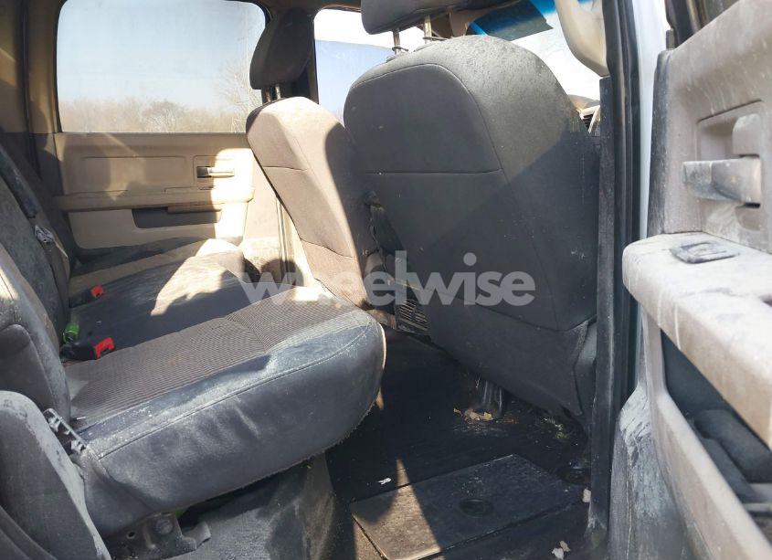 Photo 8 of 2010 Dodge Ram 2500 SLT (VIN 3D7UT2CL2AG161740)