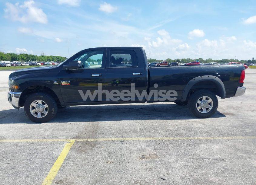 Photo 14 of 2010 Dodge Ram 2500 SLT (VIN 3D7UT2CL3AG158328)