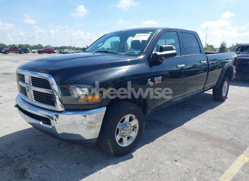 Photo 2 of 2010 Dodge Ram 2500 SLT (VIN 3D7UT2CL3AG158328)