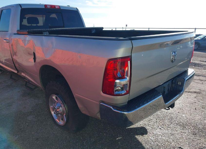 Photo 3 of 2010 Dodge Ram 2500 SLT (VIN 3D7UT2CL8AG159670)
