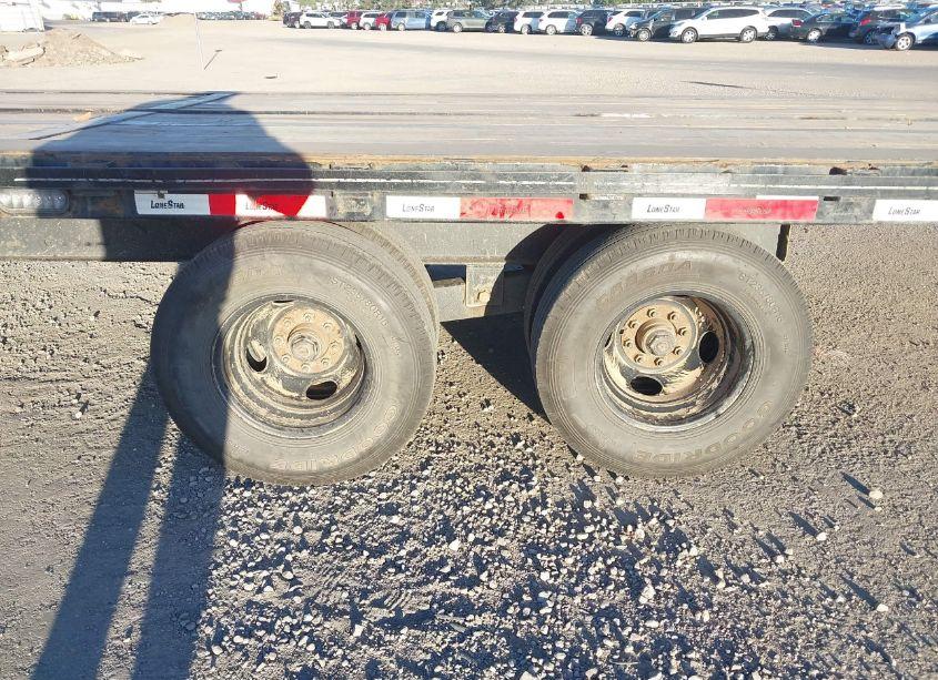 Photo 5 of 2023 Rawmaxx Gooseneck TRAILER (VIN 3EVGF4024P1106466)