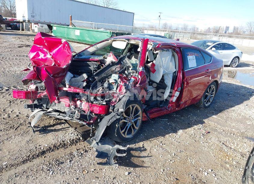 Photo 2 of 2020 Ford Fusion SEL (VIN 3FA6P0CD0LR135218)