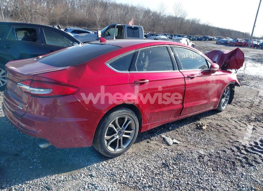 Photo 4 of 2020 Ford Fusion SEL (VIN 3FA6P0CD0LR135218)
