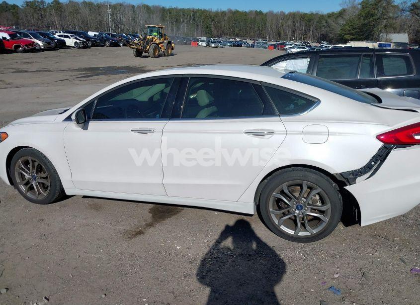 Photo 14 of 2020 Ford Fusion SEL (VIN 3FA6P0CD0LR159857)