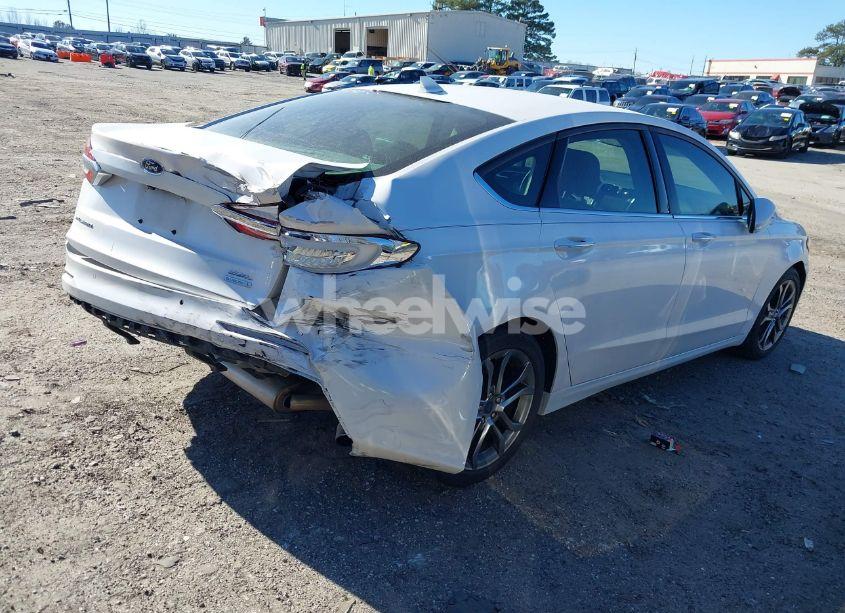 Photo 4 of 2020 Ford Fusion SEL (VIN 3FA6P0CD0LR159857)