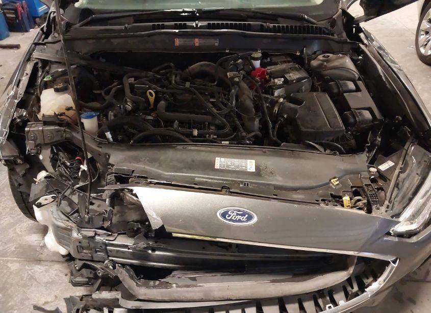 Photo 10 of 2020 Ford Fusion SEL (VIN 3FA6P0CD0LR175699)