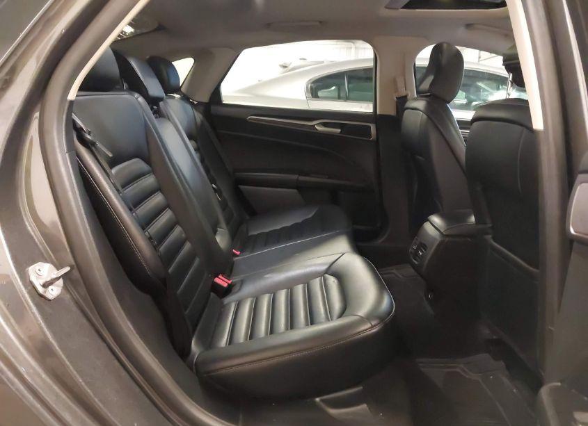 Photo 8 of 2020 Ford Fusion SEL (VIN 3FA6P0CD0LR175699)