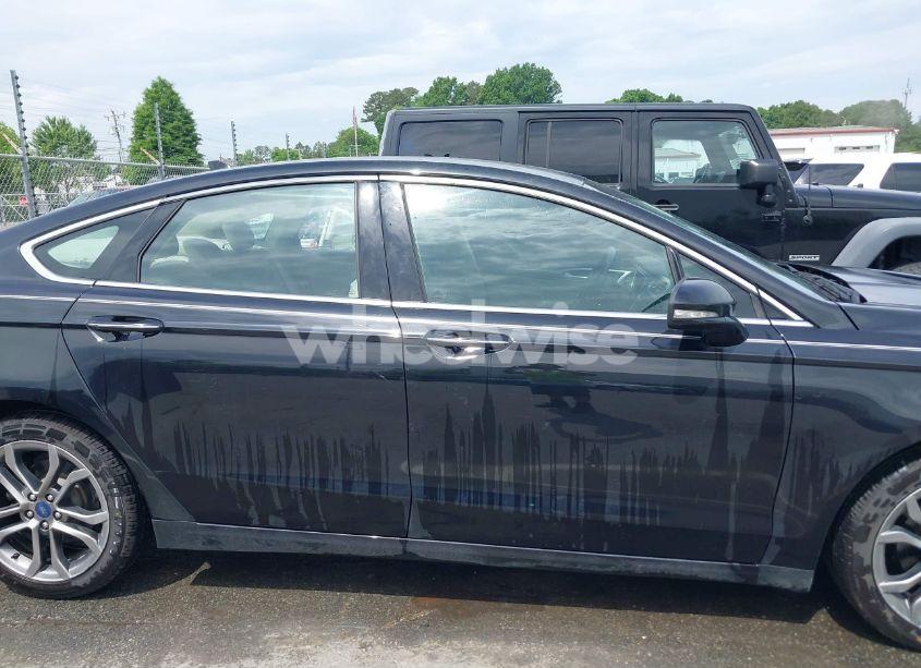 Photo 13 of 2019 Ford Fusion SEL (VIN 3FA6P0CD1KR269590)