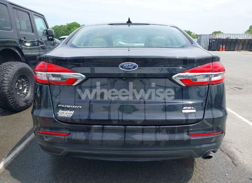 Photo 16 of 2019 Ford Fusion SEL (VIN 3FA6P0CD1KR269590)