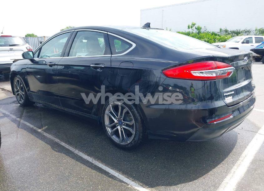 Photo 3 of 2019 Ford Fusion SEL (VIN 3FA6P0CD1KR269590)