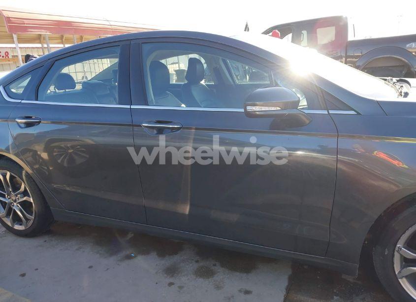 Photo 14 of 2020 Ford Fusion SEL (VIN 3FA6P0CD1LR138838)