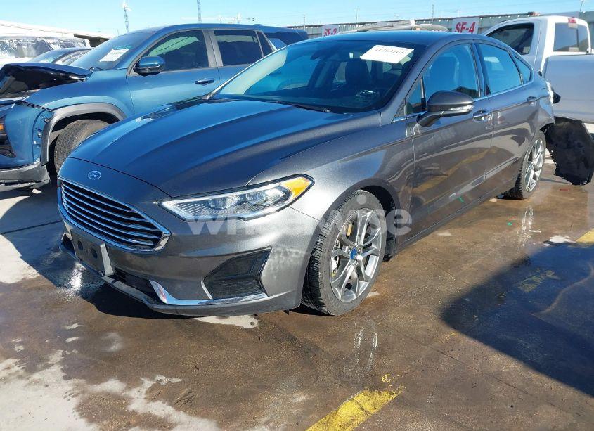 Photo 2 of 2020 Ford Fusion SEL (VIN 3FA6P0CD1LR138838)