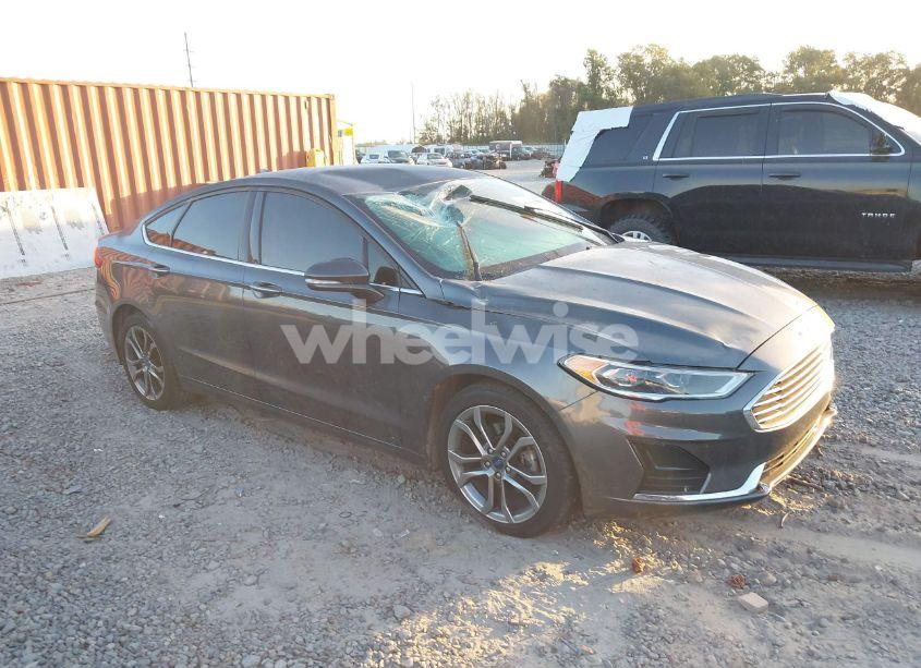 2020 Ford Fusion SEL (VIN 3FA6P0CD1LR151413) main photo