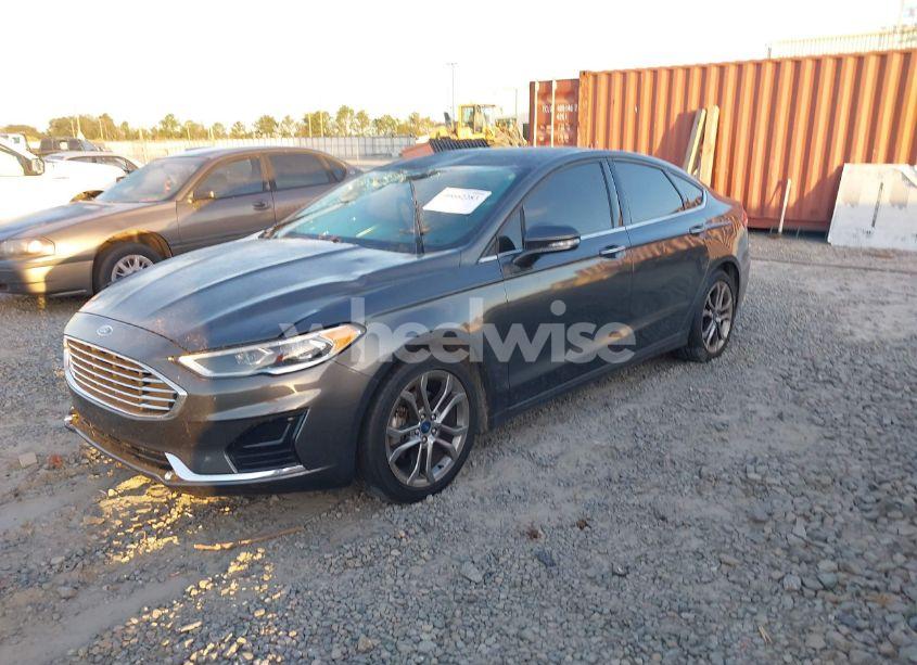 Photo 2 of 2020 Ford Fusion SEL (VIN 3FA6P0CD1LR151413)