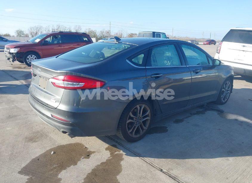 Photo 4 of 2020 Ford Fusion SEL (VIN 3FA6P0CD1LR196416)