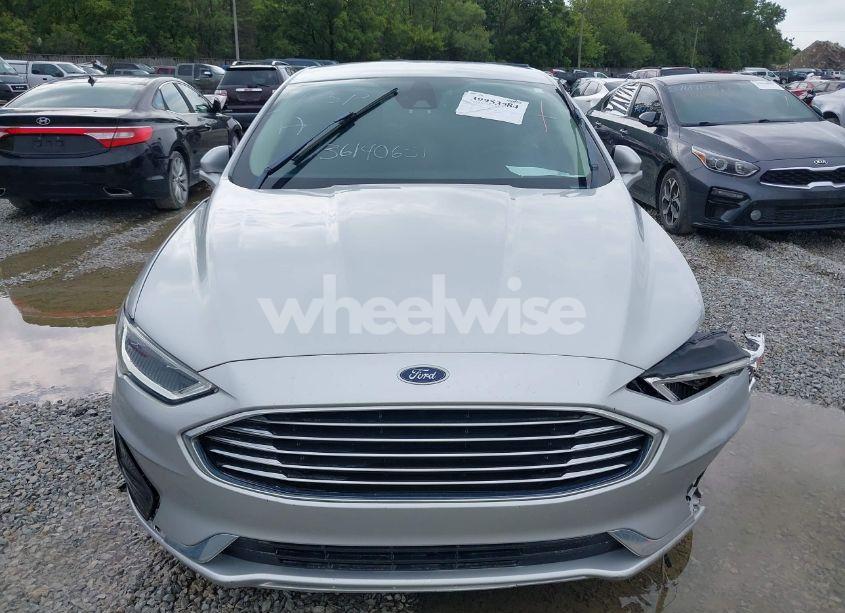 Photo 11 of 2019 Ford Fusion SEL (VIN 3FA6P0CD2KR140998)