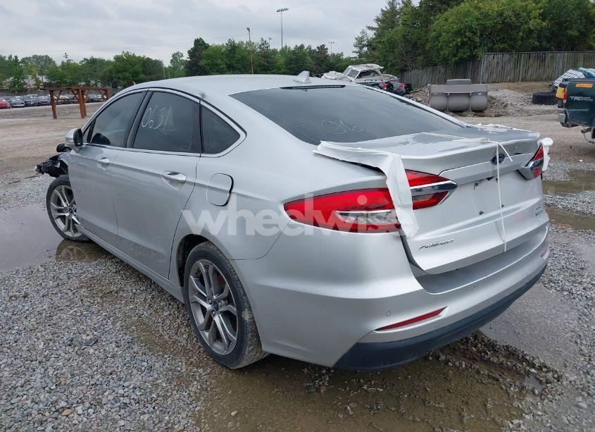 Photo 3 of 2019 Ford Fusion SEL (VIN 3FA6P0CD2KR140998)