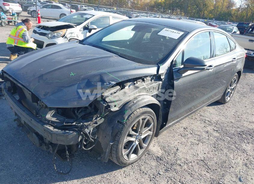 Photo 2 of 2019 Ford Fusion SEL (VIN 3FA6P0CD2KR145389)