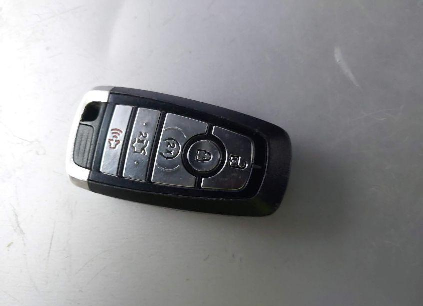 Photo 11 of 2019 Ford Fusion SEL (VIN 3FA6P0CD2KR151001)