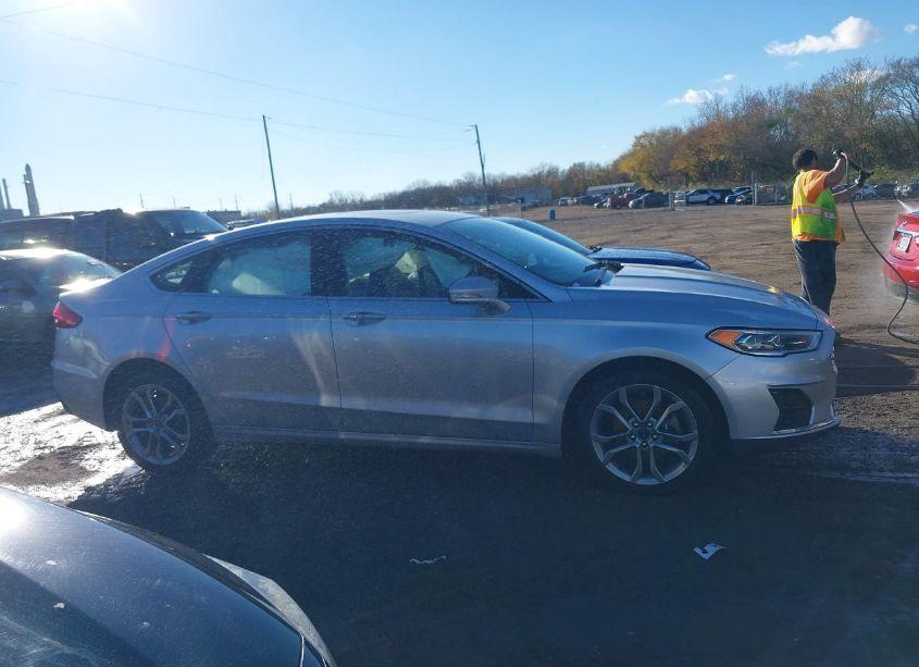 Photo 13 of 2019 Ford Fusion SEL (VIN 3FA6P0CD2KR151001)