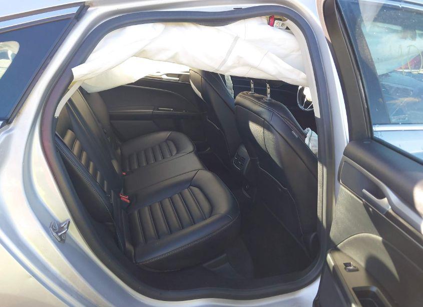 Photo 8 of 2019 Ford Fusion SEL (VIN 3FA6P0CD2KR151001)