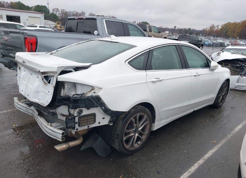 Photo 4 of 2019 Ford Fusion SEL (VIN 3FA6P0CD2KR181874)