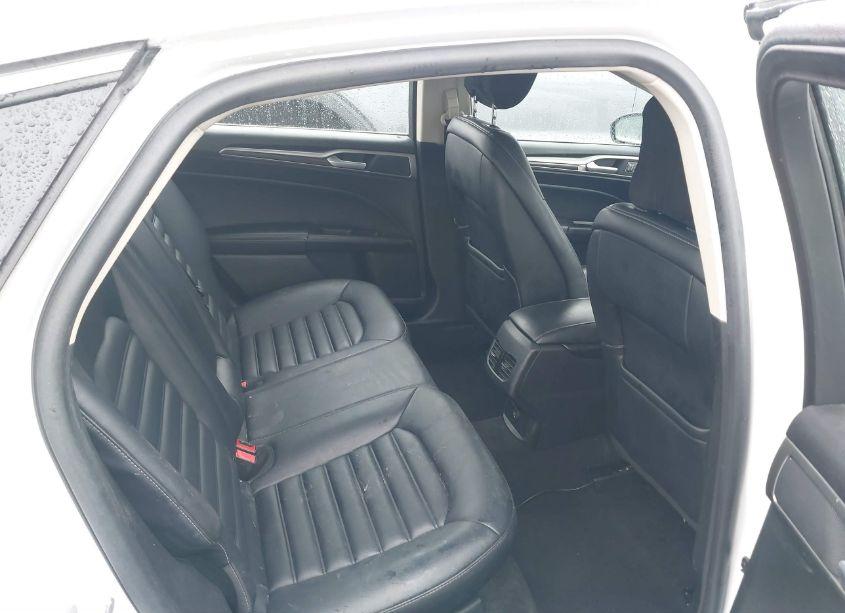 Photo 8 of 2019 Ford Fusion SEL (VIN 3FA6P0CD2KR181874)