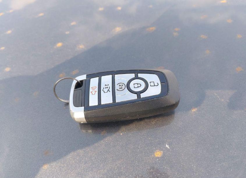 Photo 11 of 2020 Ford Fusion SEL (VIN 3FA6P0CD2LR119571)