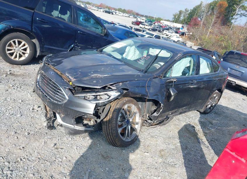 Photo 2 of 2020 Ford Fusion SEL (VIN 3FA6P0CD2LR119571)