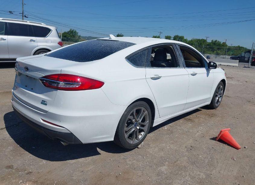 Photo 4 of 2020 Ford Fusion SEL (VIN 3FA6P0CD2LR130277)