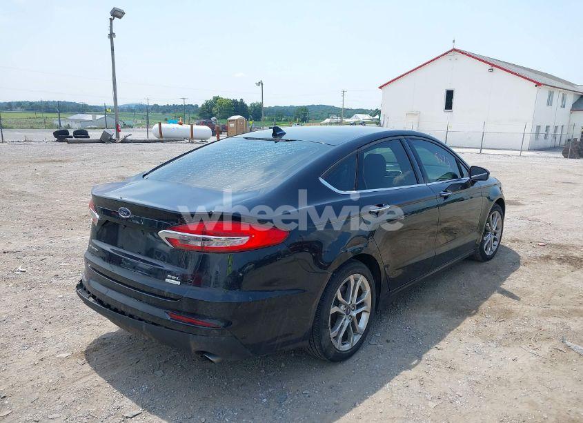 Photo 4 of 2020 Ford Fusion SEL (VIN 3FA6P0CD2LR209061)